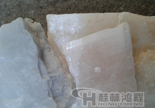 長石，長石粉，長石的用途