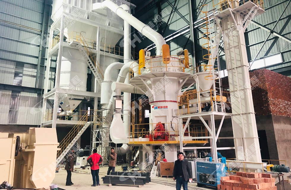 HLMX1300超細(xì)粉打礦石粉機(jī)器磨機(jī)設(shè)備：HLMX超細(xì)立磨機(jī)型號(hào)參數(shù)多，價(jià)格上百萬(wàn)到上千萬(wàn)不等